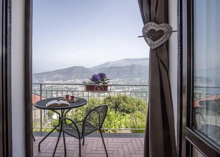 Monica Отель типа 