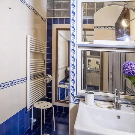 Monica Bed & Breakfast 4*