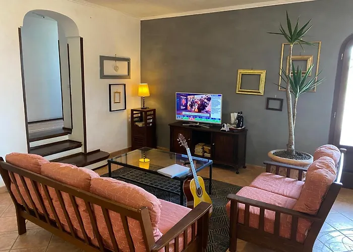 Monica Bed & Breakfast