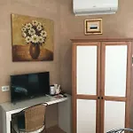 Monica Bed and Breakfast